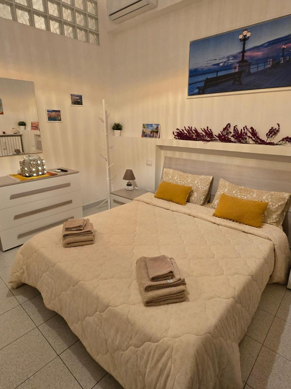 Antonella Home B&B Bari Exterior foto